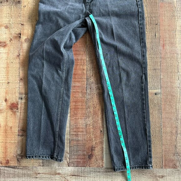 Posted Women's Size 11 Slim Relaxed Fit High Rise Gray Denim Jeans - Picture 4 of 8